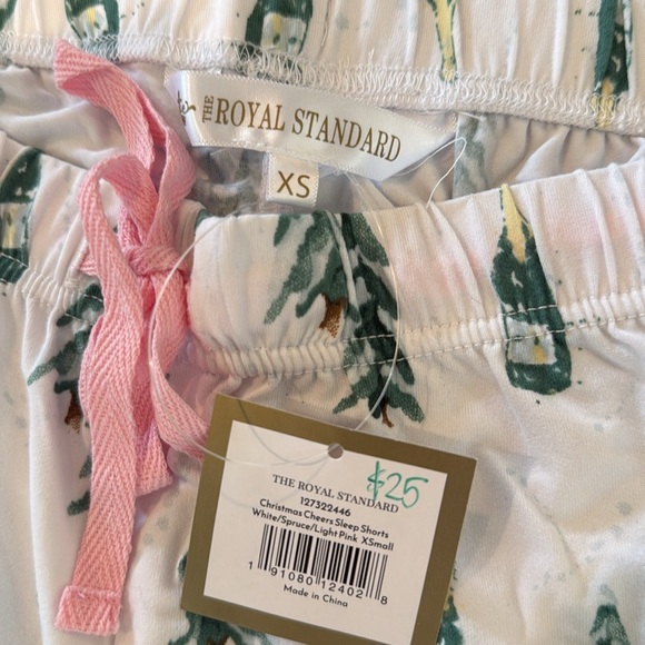 Christmas champagne shorts - Picture 3 of 3